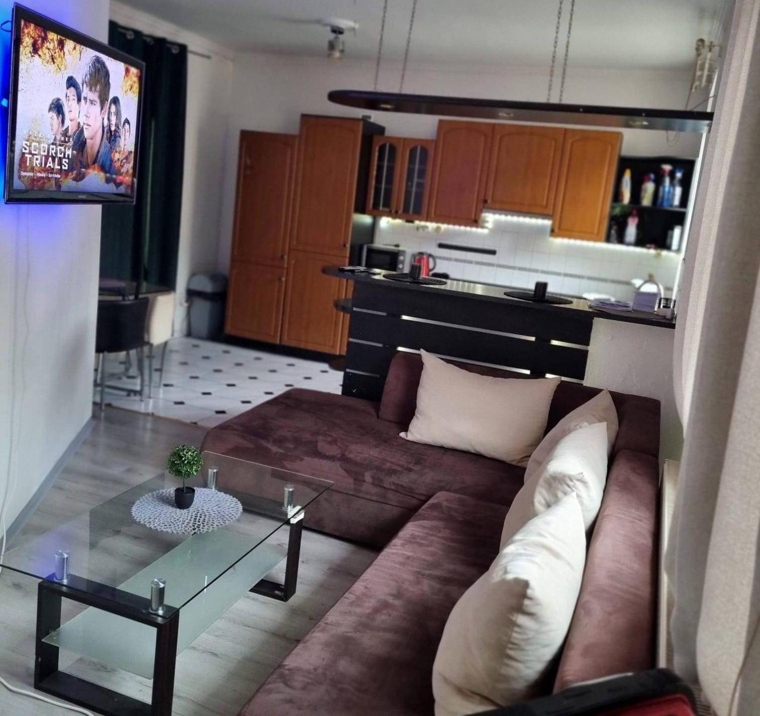 Studio 9 Острава Экстерьер фото
